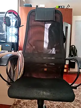 Snapshot of sergeysas chatting on 03-11-26, 06:30 sergeysas online show from 03-11-26, 06:30