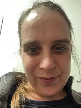 LadyChantale online show from 04-26-26, 05:54