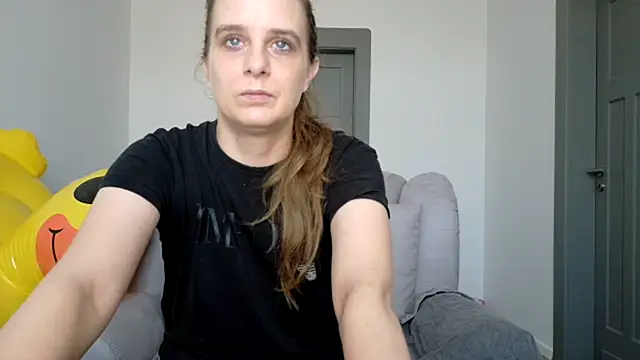 LadyChantale online show from 07-11-26, 06:38