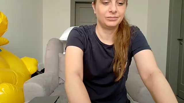 LadyChantale online show from 07-27-26, 07:59