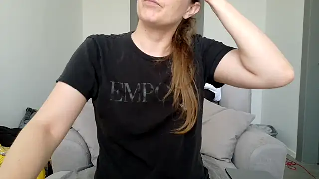 LadyChantale online show from 07-28-26, 03:32