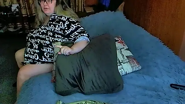 sex2 online show from 03-18-25, 10:37