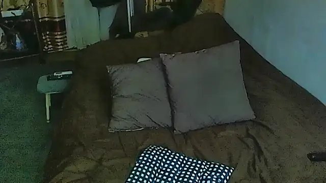 Snapshot of sex2 chatting on 12-19-25, 12:28 sex2 online show from 12-19-25, 12:28