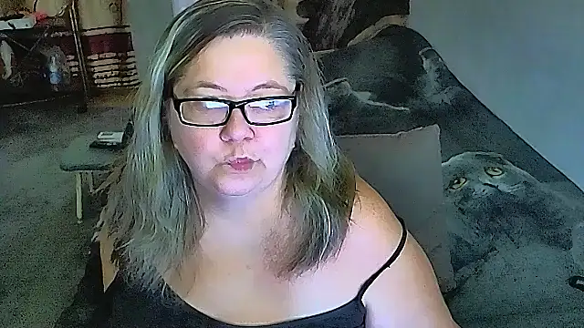 Snapshot of sex2 chatting on 01-13-26, 02:17 sex2 online show from 01-13-26, 02:17