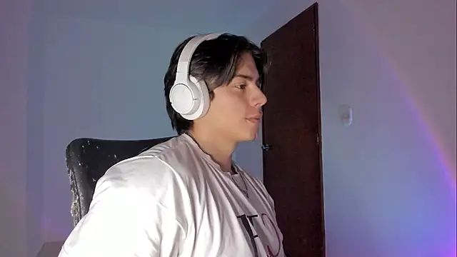 Giordano Russo online show from 11-21-25, 10:41