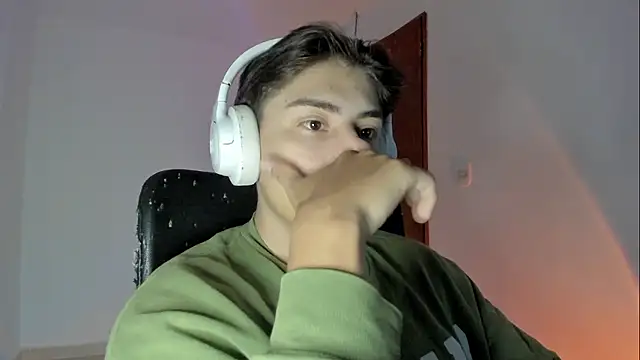 Giordano Russo online show from 01-13-26, 01:38