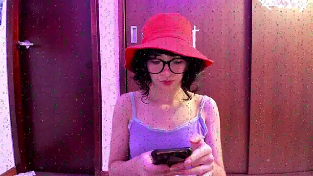  Lunnaa  online show from 10-11-25, 11:58