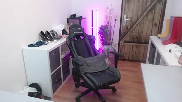 GeilesLuder75 online show from 11-20-25, 09:25