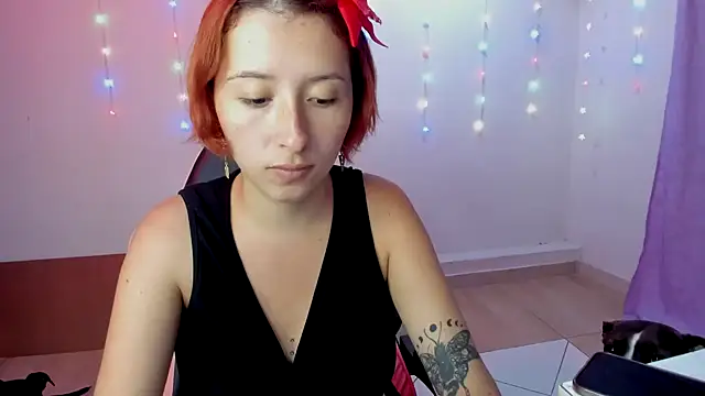 Snapshot of Ginger_Sweetty chatting on 12-31-24, 12:32 Ginger Sweetty online show from 12-31-24, 12:32