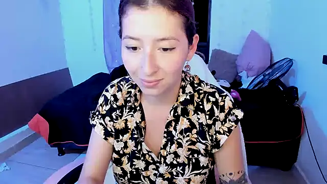Snapshot of Ginger_Sweetty chatting on 02-22-25, 11:46 Ginger Sweetty online show from 02-22-25, 11:46