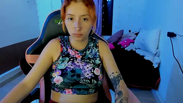 Snapshot of Ginger_Sweetty chatting on 03-21-25, 03:22 Ginger Sweetty online show from 03-21-25, 03:22