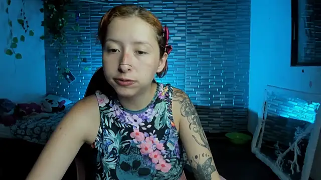 Snapshot of Ginger_Sweetty chatting on 09-27-25, 11:43 Ginger Sweetty online show from 09-27-25, 11:43
