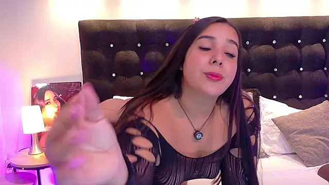 ValenScott1 online show from 02-13-26, 01:18