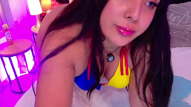 ValenScott1 online show from 06-18-26, 12:09