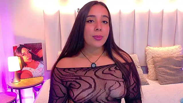 ValenScott1 online show from 07-27-26, 12:45