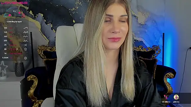 Snapshot of CassandraGood chatting on 12-04-24, 10:46 CassandraGood online show from 12-04-24, 10:46