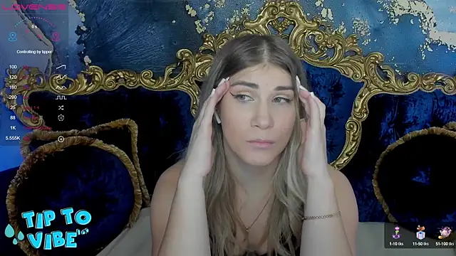 Snapshot of CassandraGood chatting on 01-04-25, 04:23 CassandraGood online show from 01-04-25, 04:23