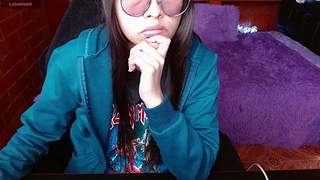 MidoriQuiinn online show from 06-10-26, 07:35