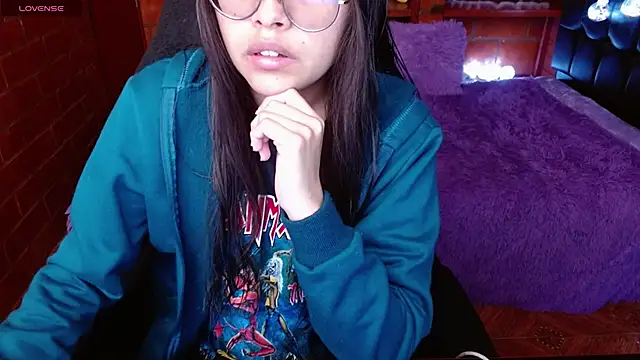 MidoriQuiinn online show from 06-13-26, 04:27