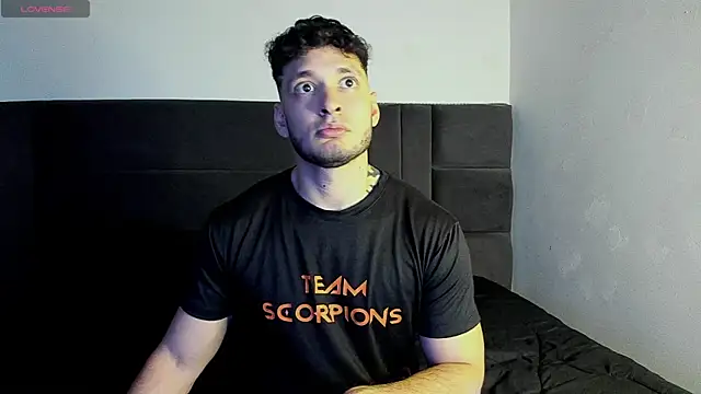 Snapshot of alejandro__2 chatting on 11-07-25, 07:36 alejandro 2 online show from 11-07-25, 07:36