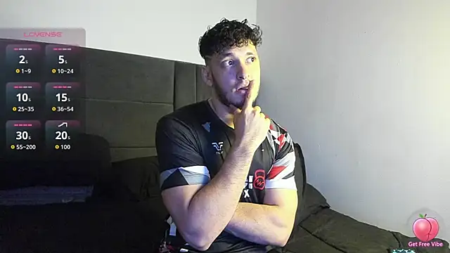 Snapshot of alejandro__2 chatting on 01-05-26, 07:06 alejandro 2 online show from 01-05-26, 07:06