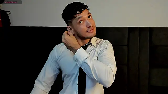 alejandro  2 online show from 04-29-26, 06:14