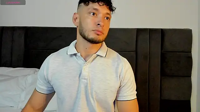 Snapshot of alejandro__2 chatting on 06-17-26, 02:51 alejandro 2 online show from 06-17-26, 02:51
