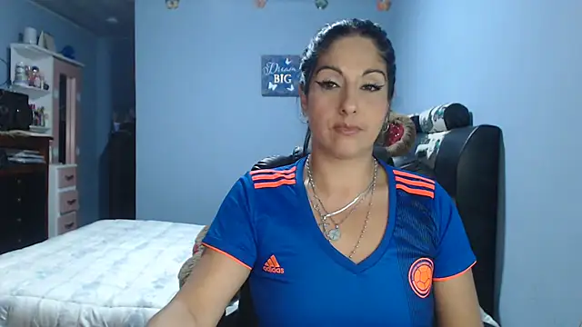 sahtlove1 online show from 06-24-26, 12:42