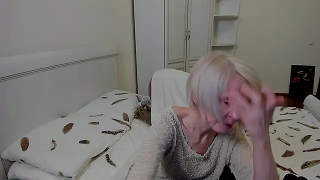 aminalive online show from 10-30-25, 07:03