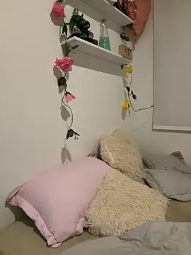 oriana zoeee online show from 11-14-25, 12:20