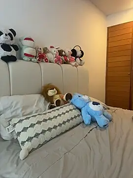 oriana zoeee online show from 02-25-26, 11:36