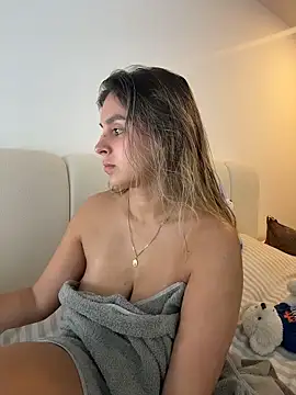 oriana zoeee online show from 04-30-26, 12:39