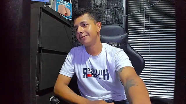 boy bigcock24cm online show from 06-11-26, 02:53