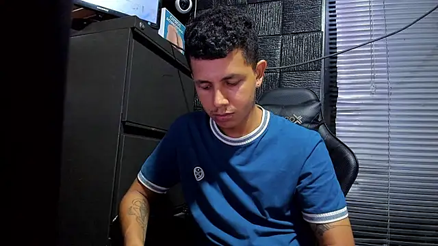 boy bigcock24cm online show from 06-14-26, 02:24