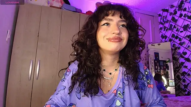 valenor  online show from 06-25-26, 05:12