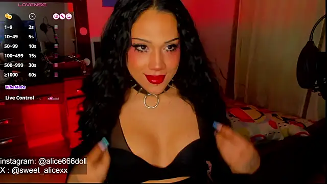 Snapshot of SWEET_ALICEXX chatting on 02-11-26, 06:57 SWEET ALICEXX online show from 02-11-26, 06:57