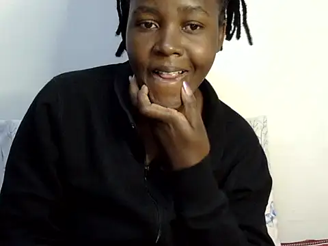 Snapshot of Sweet_ebony20 chatting on 09-25-25, 01:04 Sweet ebony20 online show from 09-25-25, 01:04