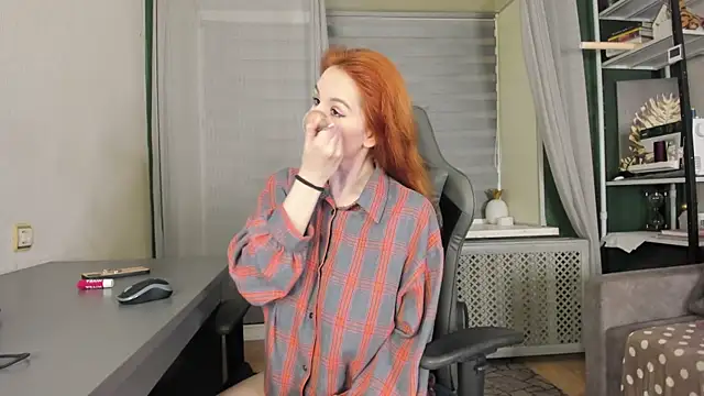 -Aariella- online show from 06-07-26, 11:41