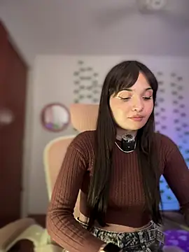 LunaXuan online show from 10-26-25, 03:34