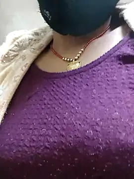 Snapshot of Your_chahat chatting on 12-14-25, 02:22 Your chahat online show from 12-14-25, 02:22