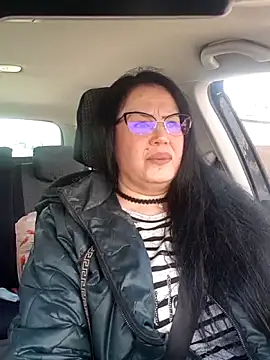 x  KHALEESI  x online show from 02-25-26, 11:20