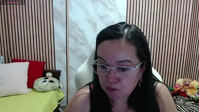 Sonialorens  online show from 07-24-26, 10:08