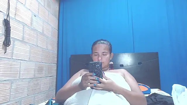 isabella dirty69 online show from 01-28-25, 05:54