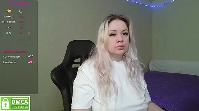 elven dreams  online show from 03-22-25, 07:25