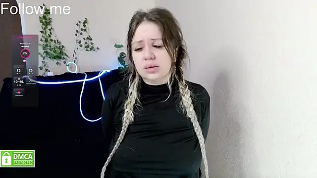 Snapshot of elven_dreams_ chatting on 02-26-26, 05:50 elven dreams online show from 02-26-26, 05:50