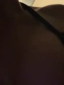 Snapshot of angelitasexy81 chatting on 01-11-25, 05:18 angelitasexy81 online show from 01-11-25, 05:18