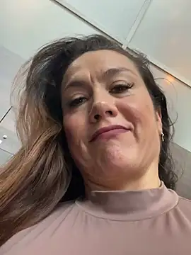 Snapshot of angelitasexy81 chatting on 01-31-25, 11:56 angelitasexy81 online show from 01-31-25, 11:56