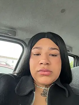 IamSashaLuv online show from 12-19-25, 01:51