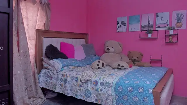 Emma lean online show from 02-24-25, 01:31