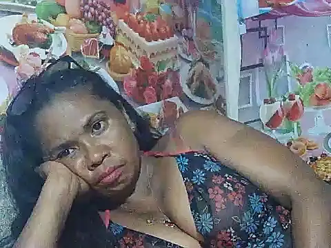 Snapshot of Hyncam chatting on 04-06-26, 04:52 Hyncam online show from 04-06-26, 04:52